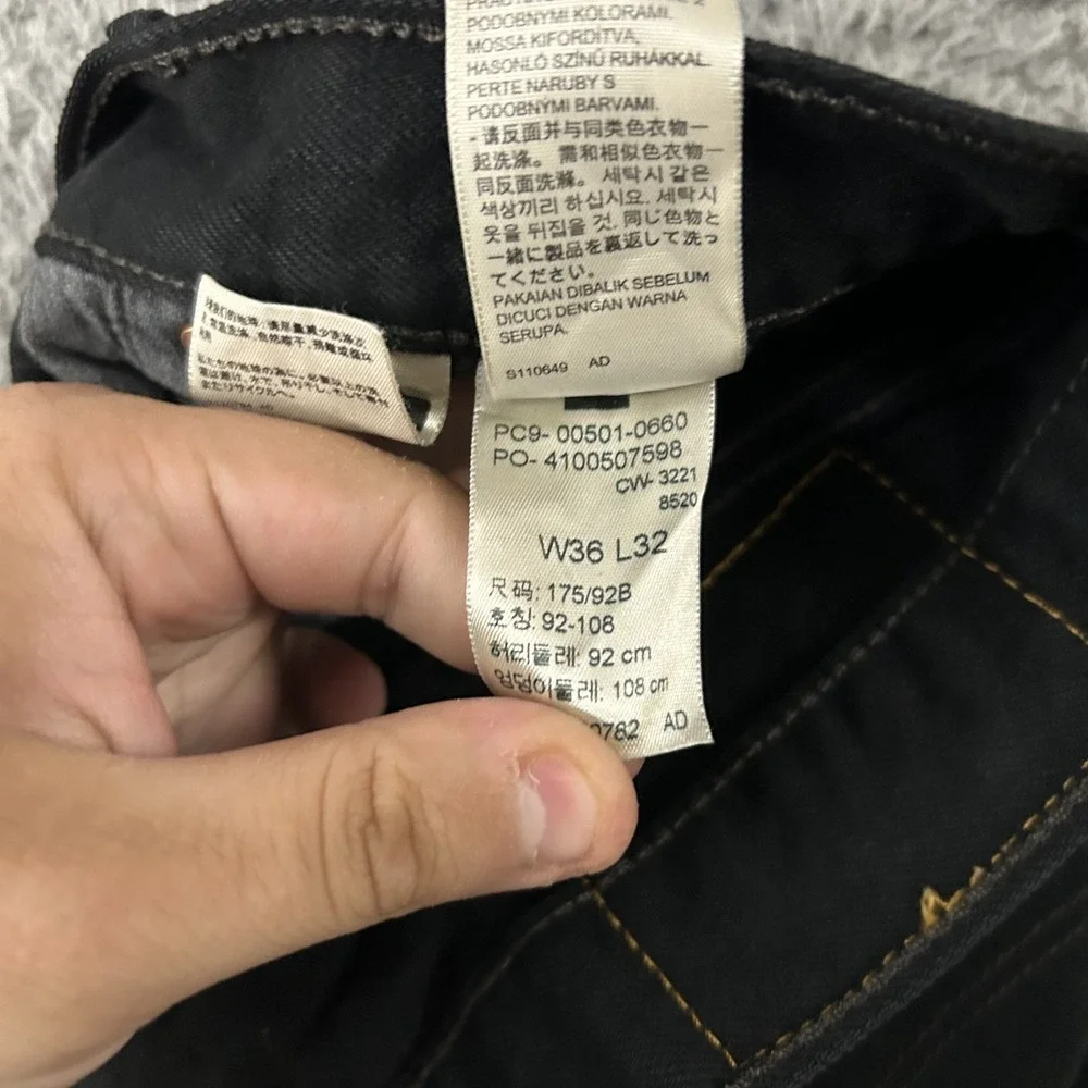 Levis Jeans Mens 36x32 Black Denim 501 Straight Leg Button Fly Dark‎ Wash Work